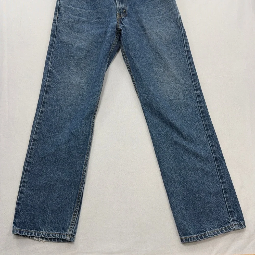 Y2K Levi's Jeans 505 Regular Fit Straight Leg Medium Wash Blue Mens W32 L30